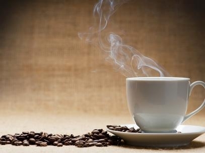 O caf contm inmeras substncias diferentes, que podem ter bons e maus efeitos para a sade Foto: Getty Images