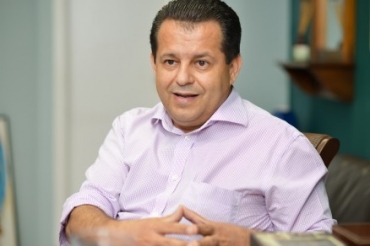 O deputado federal Valtenir Pereira, que questionou pesquisa do PMDB