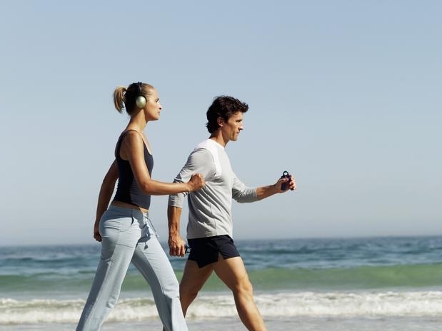 Longos perodos de caminhada podem ser mais benficos do que treino de alta intensidade por uma hora