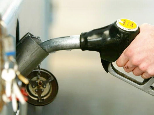 Entre janeiro e setembro deste ano, motoristas mato-grossenses consumiram 441 milhes de litros de gasolina e 251 milhe