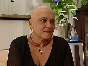 Em 2003, Regina Dourado falou sobre diagnstico da doena (Foto: Reproduo TV Bahia)