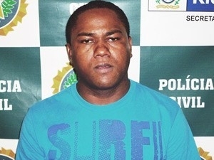 Jos Rodrigues Dias foi apresentado na DCAV (Foto: Divulgao/Polcia Civil)