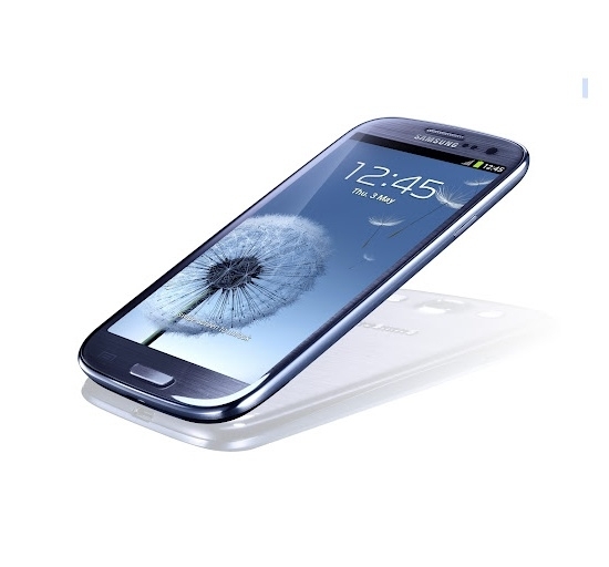 Imagem de divulgao do Samsung Galaxy S 3 azul; aparelho tambm ter verso branca