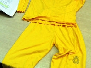 Roupas dos bebs so feitas com sobrasde tecidos de uniformes das detentas