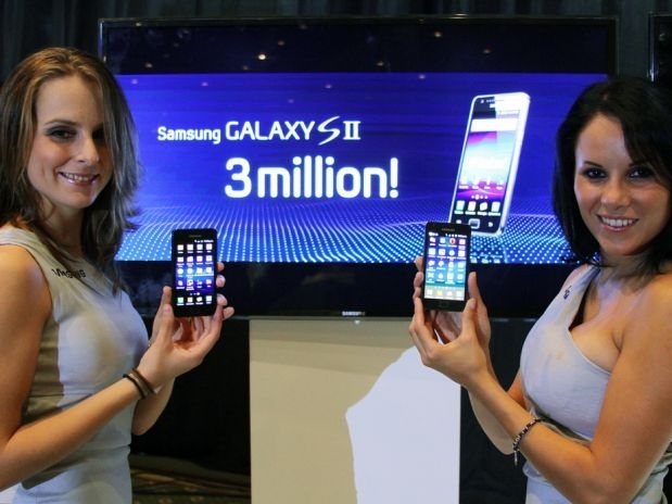 A Samsung anunciou no final de semana que o novo smartphone Galaxy S II, recm-lanado no Brasil.