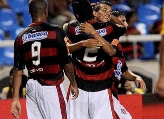 Ainda sem os astros Ronaldinho e Thiago Neves, Flamengo no teve exibio brilhante, mas foi superior ao Volta Redonda
