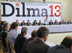 O governador reeleito Silval Barbosa (PMDB) se reuniu com Dilma Rousseff e aliados da presidencivel