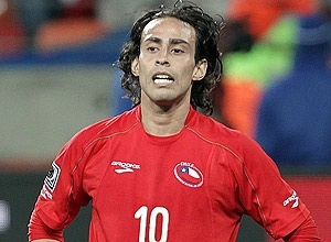 Valdivia defendeu o Chile na Copa-2010