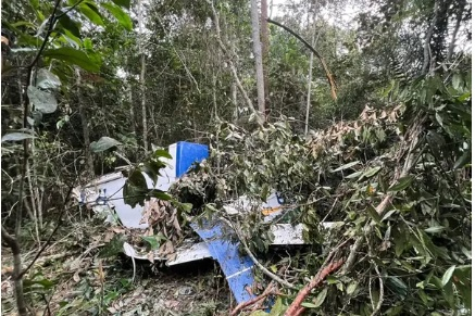 Avio agrcola caiu na zona rural de Tapurah (MT)