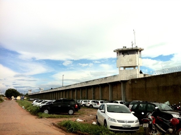 Detento morreu em uma cela da Penitenciria Central do Estado, neste domingo (Foto: Tita Mara/G1)