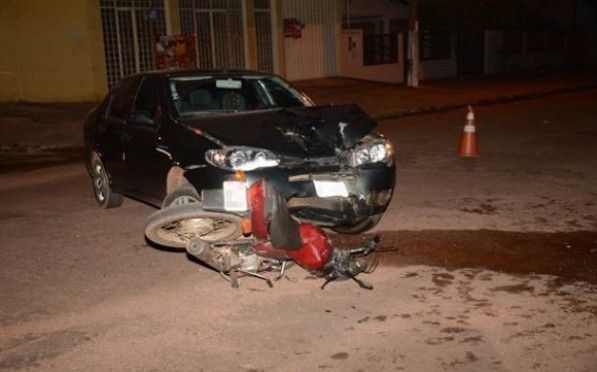 Moto foi atingida por Siena e passageira morreu a caminho do hospital