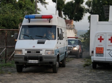 Elize Matsunaga deixa penitenciria em Trememb s 7h40 desta quarta-feira (30). (Foto: Carlos Santos/G1)