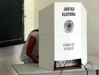 Segundo turno da eleio em Cuiab teve 18% de absteno (Foto: Reproduo/TVCA)