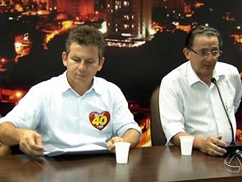 Mauro Mendes e Francisco Galindo se reuniram no Palcio Alencastro, em Cuiab (Foto: Reproduo/TVCA)