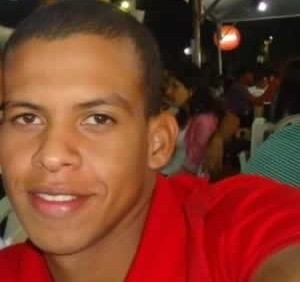 Jovem policial de 21 ano morreu ao reagir a tentativa de assalto (Foto: Reproduo Facebook)