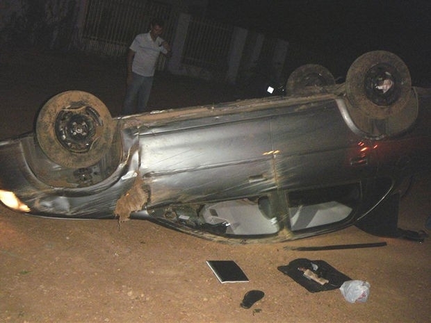 Condutor do carro relatou  PRF que perdeu controle da direo. (Foto: Polcia Rodoviria Federal)