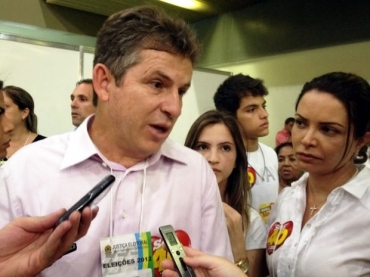 Candidato Mauro Mendes obteve 43,96% dos votos vlidos em Cuiab (Foto: Kelly Martins/G1)