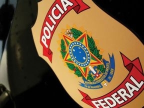 Polcia Federal cumpriu 2 mandados de busca e apreenso na prefeitura de Barra do Garas e na casa de uma ex-secretria