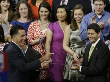 Mitt Romney e seu vice, Paul Ryan, participam da Conveno Republicana em Tampa, na Flrida:  frente em pesquisa