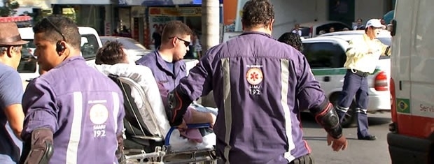 Mdico passou mal e acabou colidindo carro em outros dois veculos (Foto: Reproduo/TVCA)