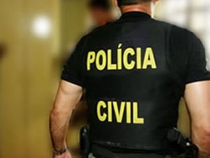 Mais de 40 policiais participaram da operao