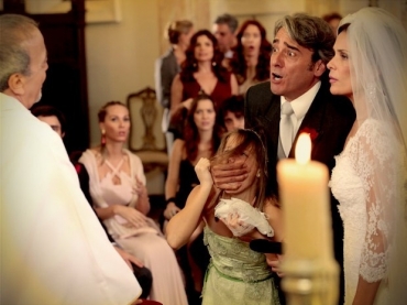 Paloma acaba com o casamento dos pais 