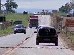 Fluxo de veculos deve ser alto na MT-251 neste domingo 