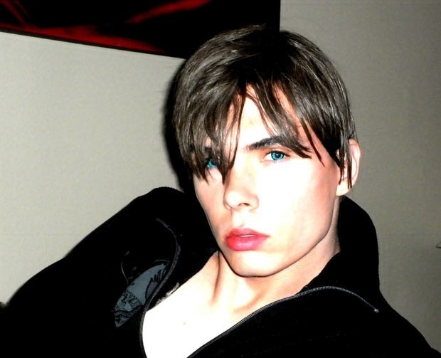 O ator porn Luka Rocco Magnotta em foto divulgada pela polcia