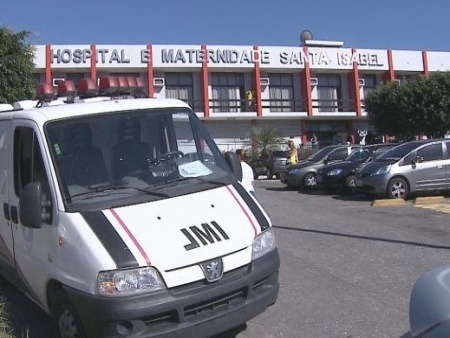 Beb teve cabea arrancada durante parto em hospital. Direo diz que criana j estava morta antes do procedimento