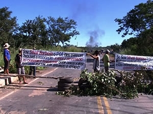 Posse da terra est em disputa entre Estado e mineradora.