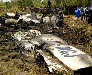 Queda de avio da Airlines PNG deixou 28 mortos em Madang, em Papua Nova Guin.