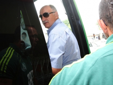 Luiz Felipe Scolari se irrita com a imprensa: 