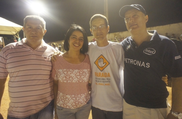 Diretora geral da UNED, Marineze de Arajo Meira esteve presente no show do piloto Joaninha