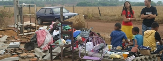 Chuva destruiu casas na cidade de Confresa