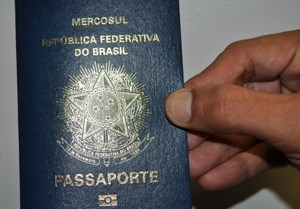 Passaporte eletrnico emitido pela Polcia Federal desde fevereiro