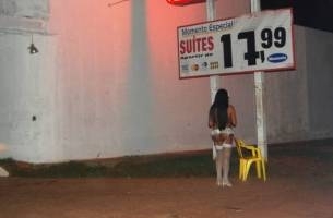 Alguns travestis chegam a faturar R$ 1 mil por noite com programas realizados com clientes de luxo