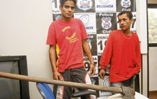 Wellington Gonalves e Wellington Nunes foram os primeiros presos pelo crime; na delegacia confessaram e em juzo voltar