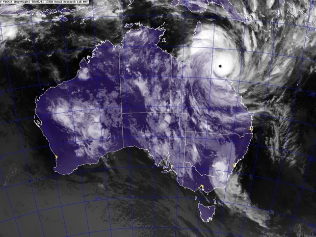 Imagem de satlite mostra a chegada do ciclone Yasi, ao estado australiano de Queensland, nesta quarta-feira (2)