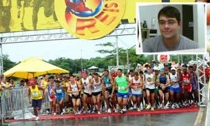 Corrida de Reis, que reuniu 10 mil corredores; no destaque, o jovem Rmulo