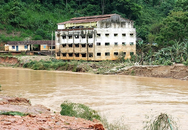 O municpio de So Jos do Vale do Rio Preto foi um dos mais castigados pela chuva