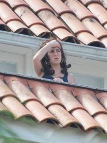 Amy Winehouse est hospedada em Santa Teresa, no Rio