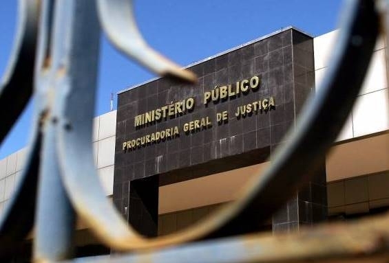 Ex-prefeito pagou R$ 3 mil por servio antes do mesmo ser executado