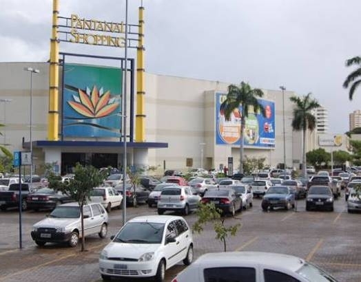 Fiscalizao autua 30 lojas do Shopping Pantanal por vrias irregularidades