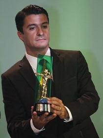 Sandro Meira Ricci foi eleito o melhor rbitro do Campeonato Brasileiro de 2010