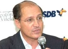 O governador eleito de SP, Geraldo Alckmin, afirma que Serra vai cuidar da segurana na fronteira da Bolvia com MT 