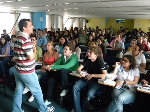 Curso trata das especificidades do Enem