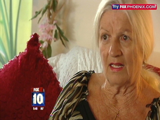 Irmgard Holm, de Glendale, conta em entrevista a emissora de TV como confundiu o colrio com a supercola