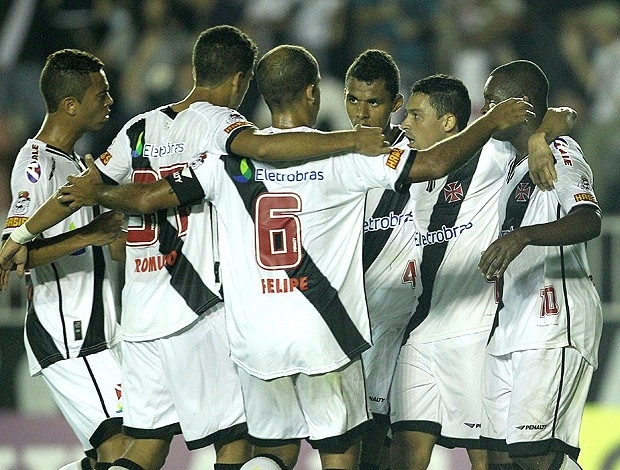 Vitria do Vasco sobre o Gois emocionou jogadores e comisso tcnica