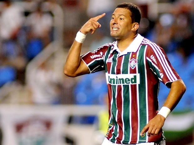 Washington fez o gol do Fluminense na derrota para o Corinthians