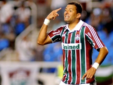 Washington fez o gol do Fluminense na derrota para o Corinthians